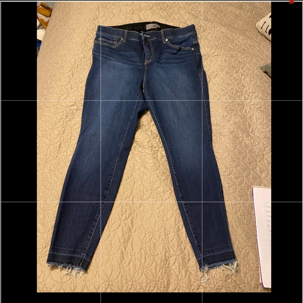 Torrid Bombshell Skinny